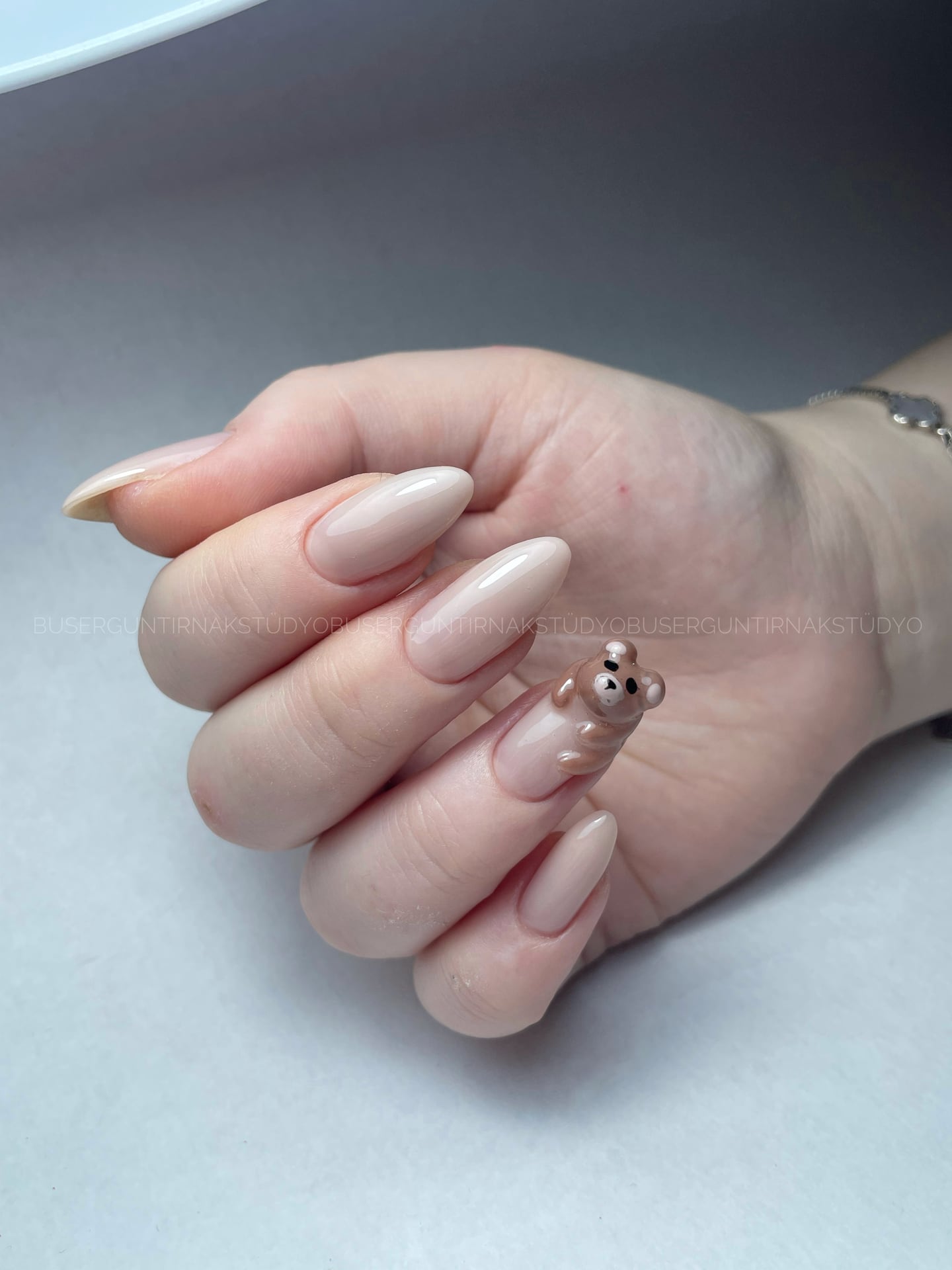 Modern Geometrik Nail Art
